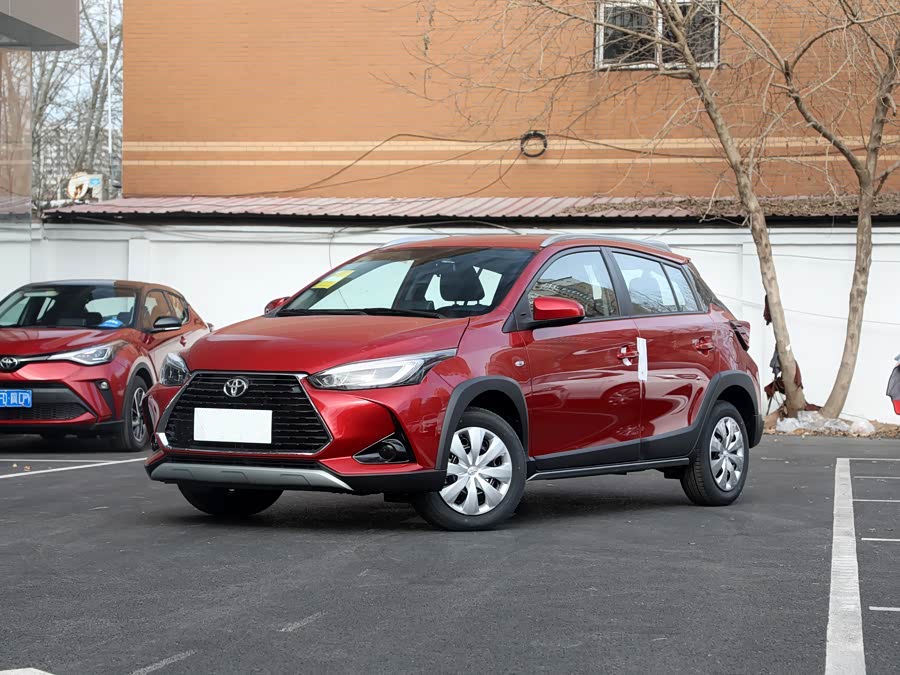 Toyota YARiS L 2022