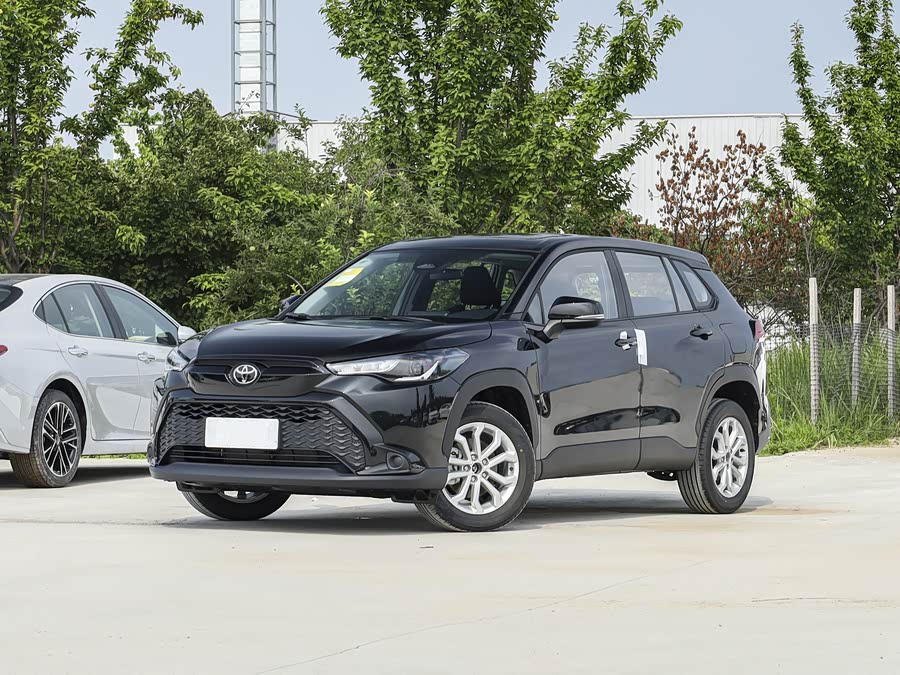 Toyota Frontlander 2024